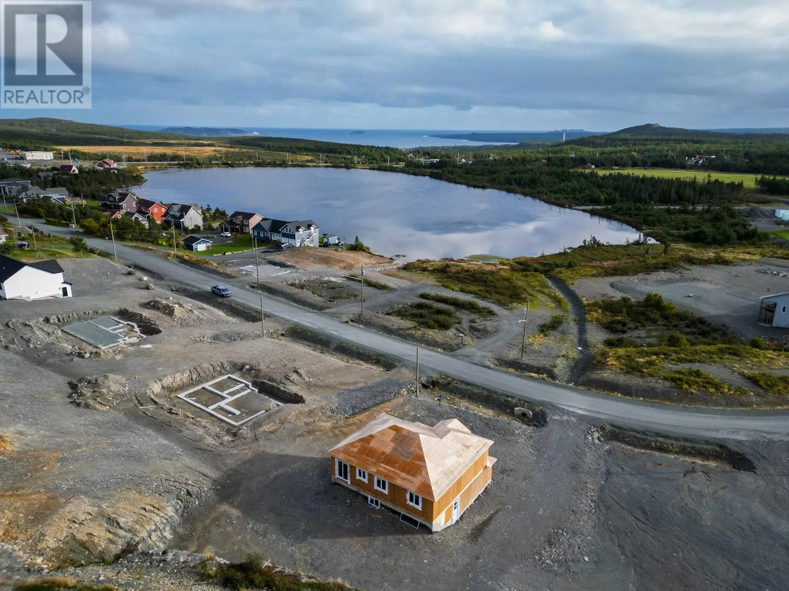 Two Apartment House for rent: 82 Island Cove Road, Bay Bulls, Newfoundland & Labrador a0a 4k0