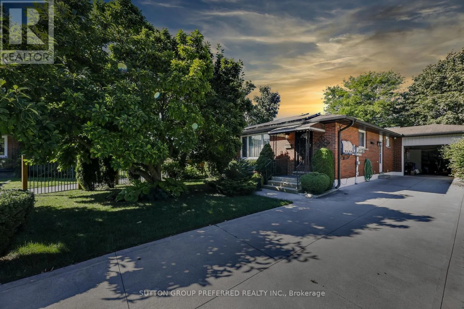 House for rent: 82 Lacey Crescent, London South, Ontario N6E 2E7