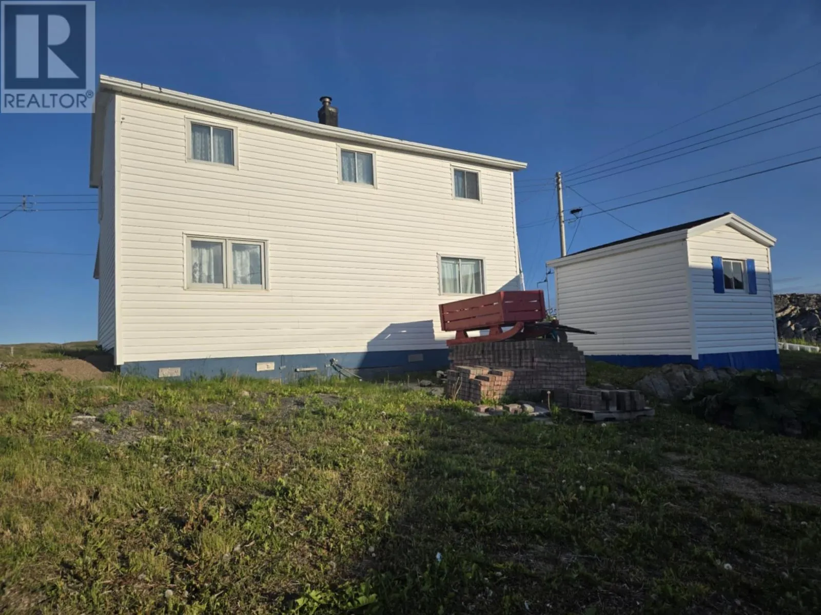 House for rent: 82 Little Harbour Road, Fogo Island, Newfoundland & Labrador A0G 2X0