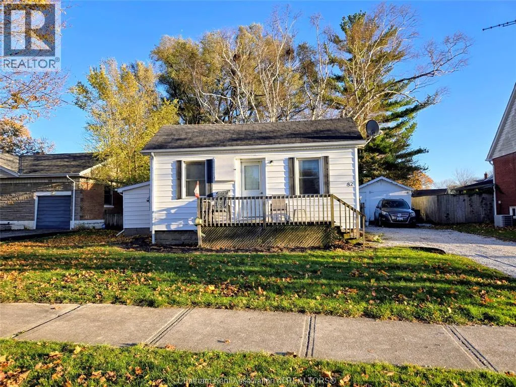 House for rent: 82 Mercer Street, Chatham, Ontario N7M 4B1