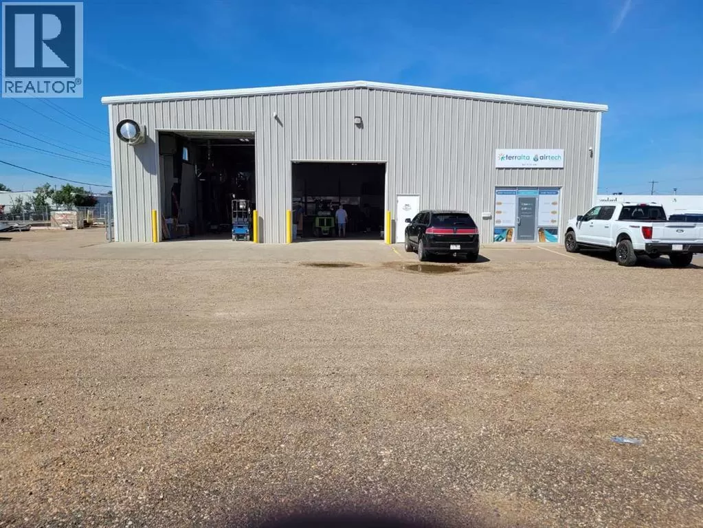 Commercial Mix for rent: 821 17 Street Sw, Medicine Hat, Alberta T1A 1X9