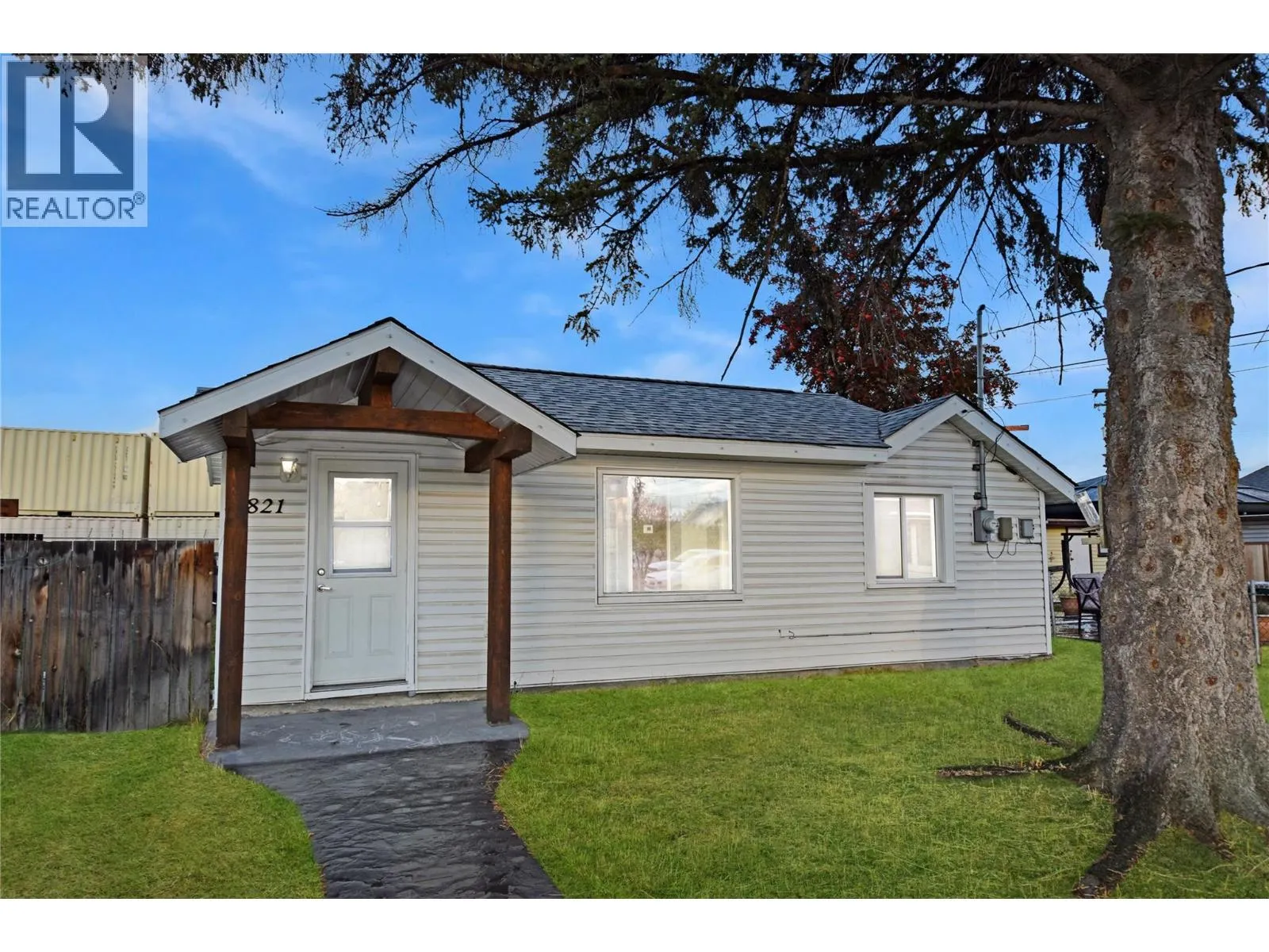 House for rent: 821 18a  N Avenue, Cranbrook, British Columbia V1C 3Y1