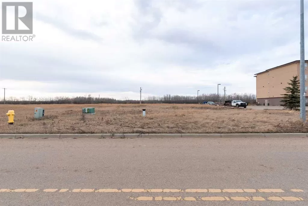 8210 45 Street, Lloydminster, Alberta T9V 3R8