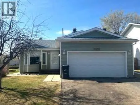 House for rent: 8221 102 Avenue, Peace River, Alberta T8S 1N1