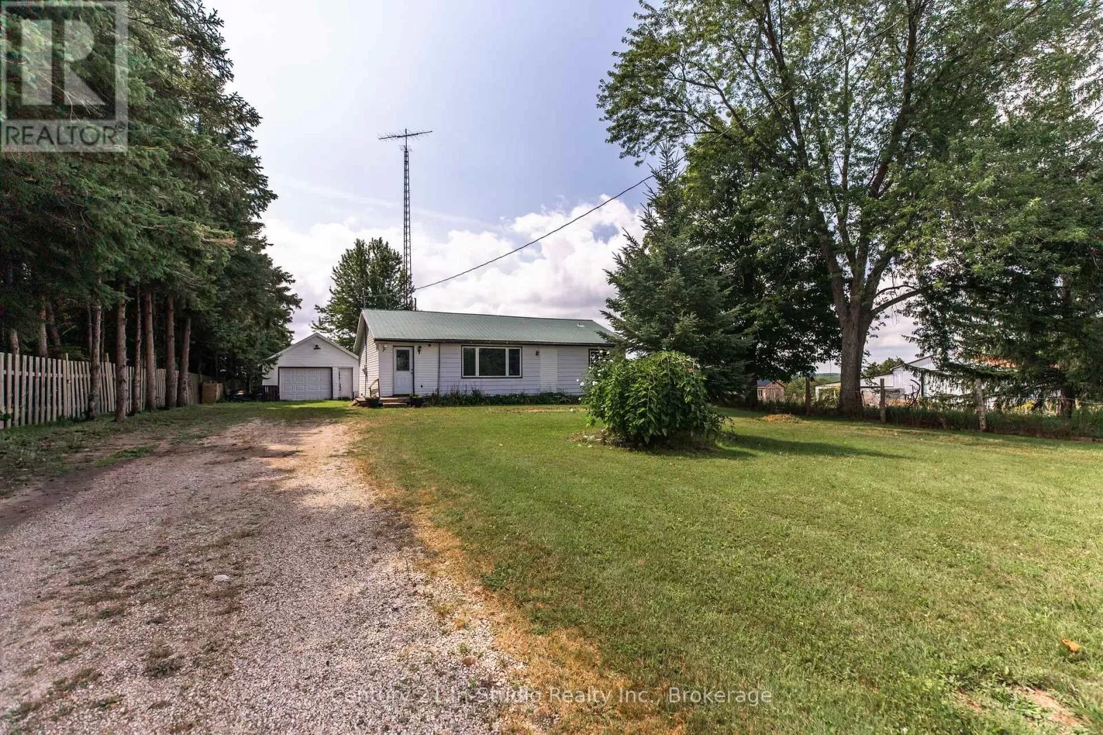 House for rent: 823 12 Concession, South Bruce, Ontario N0G 2W0