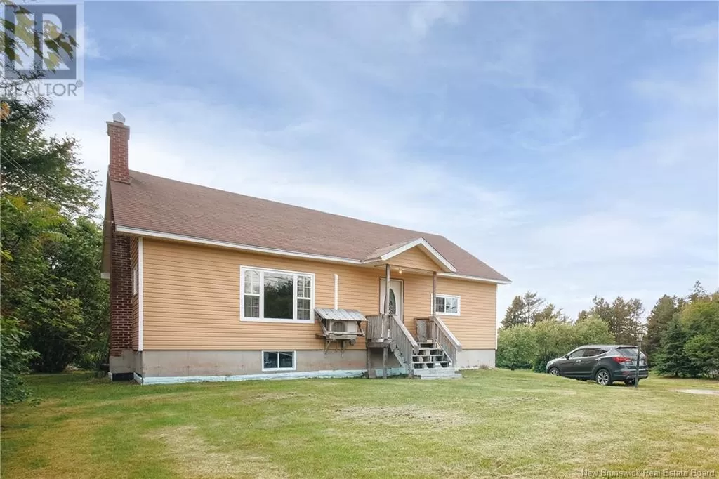 House for rent: 825 Sanatorium Road, The Glades, New Brunswick E4J 1W6