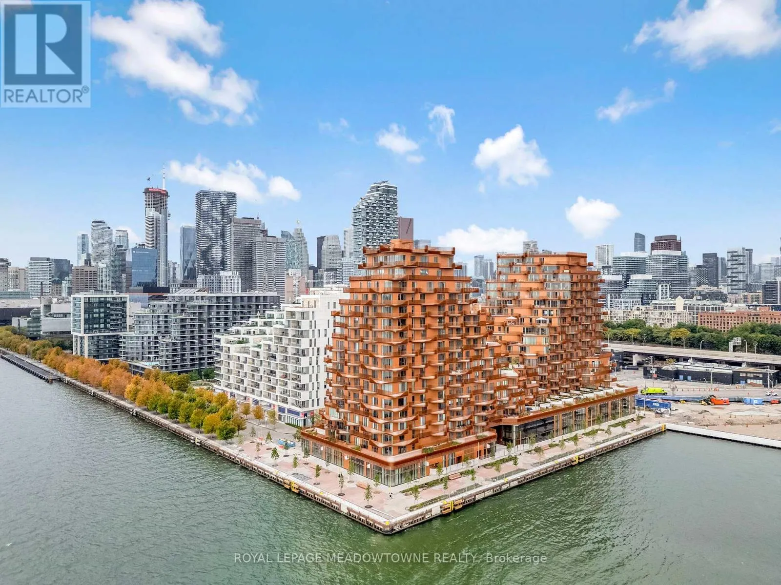 Apartment for rent: 826 - 155 Merchants' Wharf, Toronto, Ontario M5A 0Y4