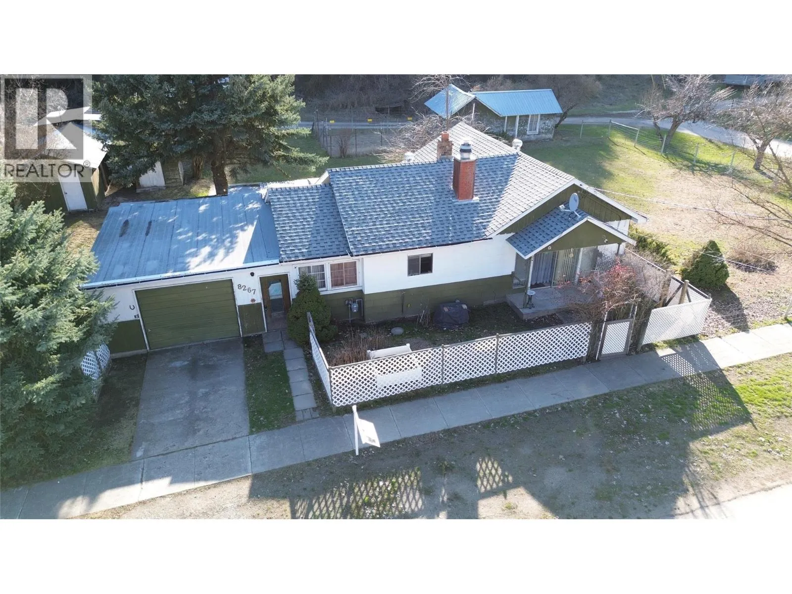 House for rent: 8267 Riverside Drive, Grand Forks, British Columbia V0H 1H0