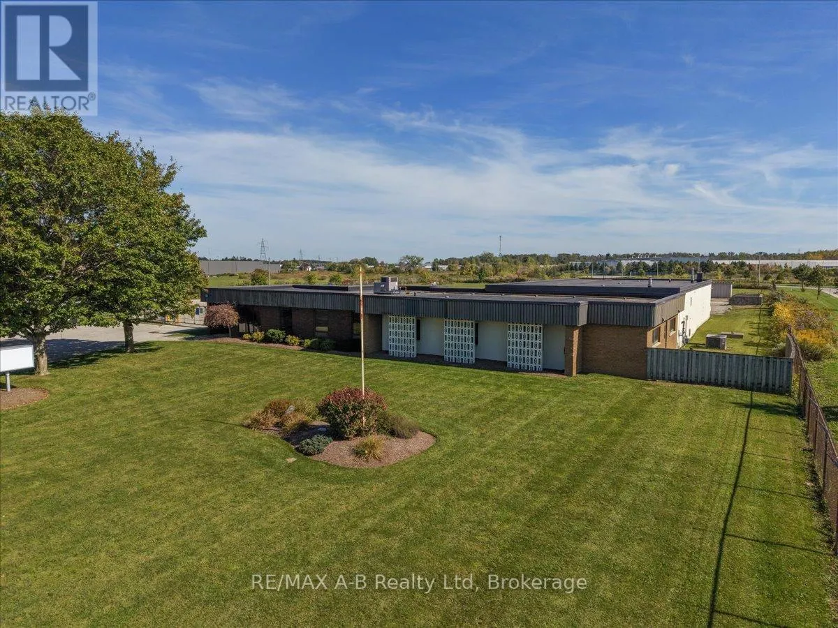 827 Erie Street, Stratford, Ontario N4Z 1A1