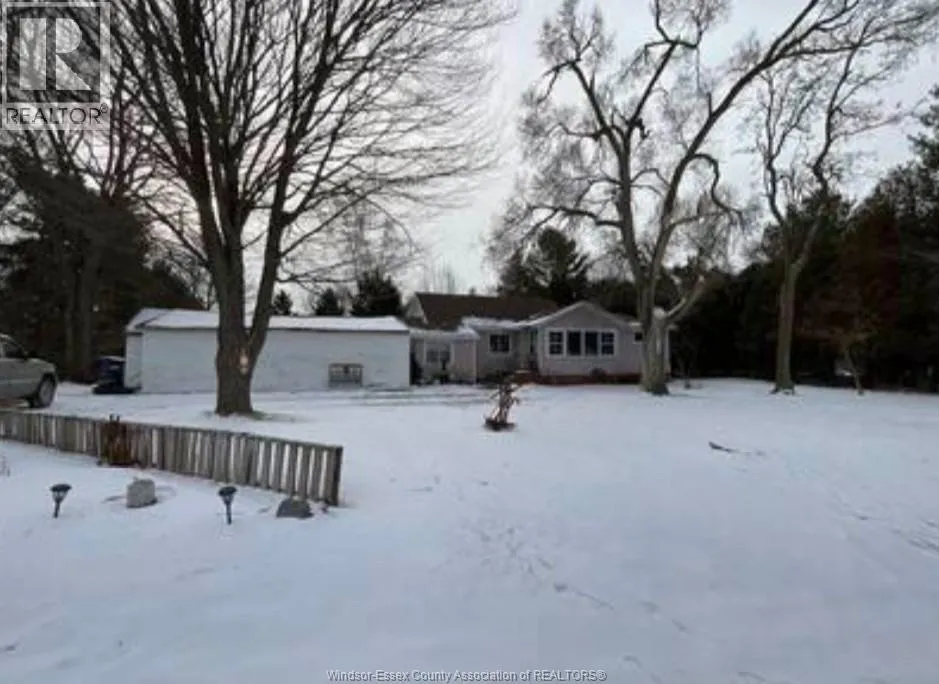 House for rent: 8276 Talbot Trail, Chatham, Ontario N7M 3N5