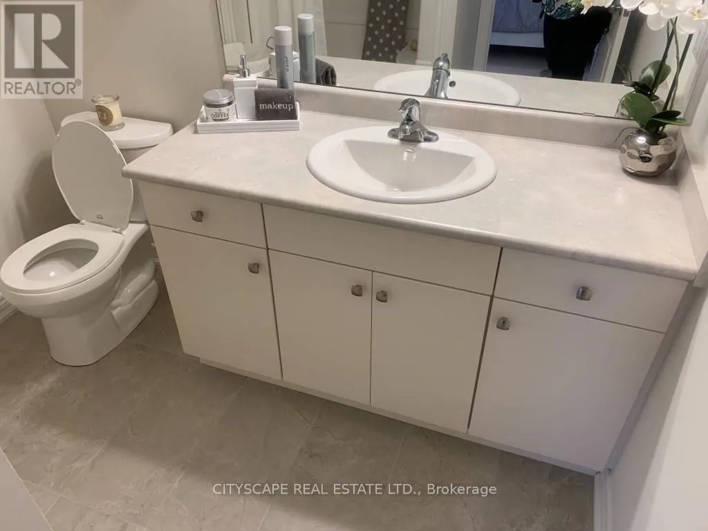 Row / Townhouse for rent: 83 - 7768 Ascot Circle, Niagara Falls, Ontario L2H 3P9