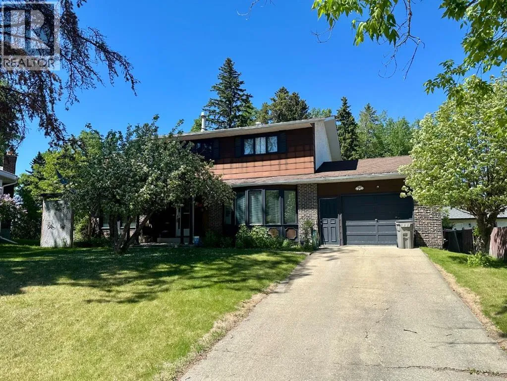 House for rent: 83 Feero Drive, Whitecourt, Alberta T7S 1E7