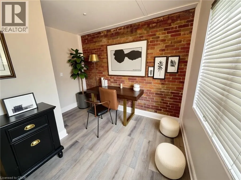 Apartment for rent: 83 Gibson Avenue Unit# 2, Hamilton, Ontario L8L 6J9