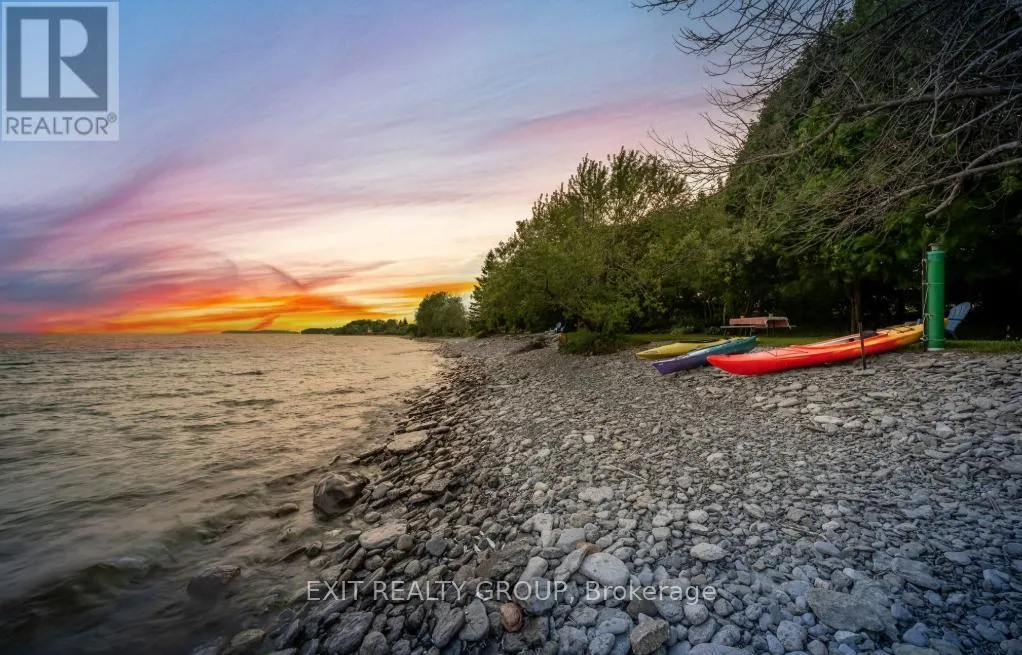 House for rent: 830 County Rd 20, Prince Edward County, Ontario K0K 3L0