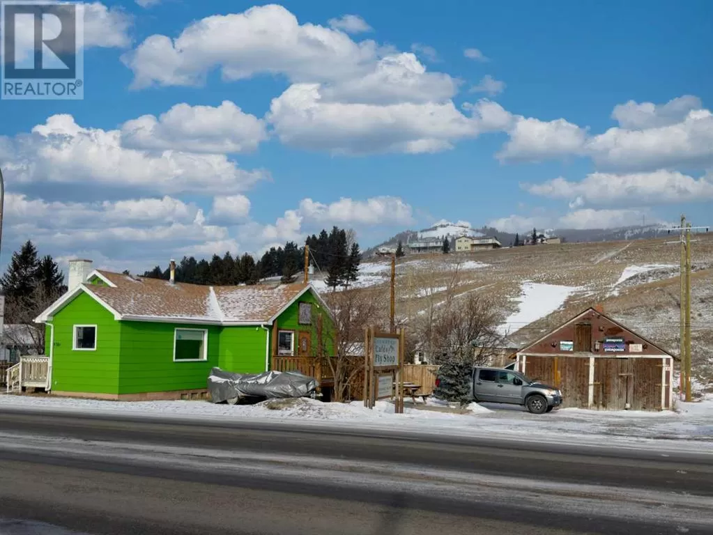 8301 20 Avenue, Coleman, Alberta T0K 0M0