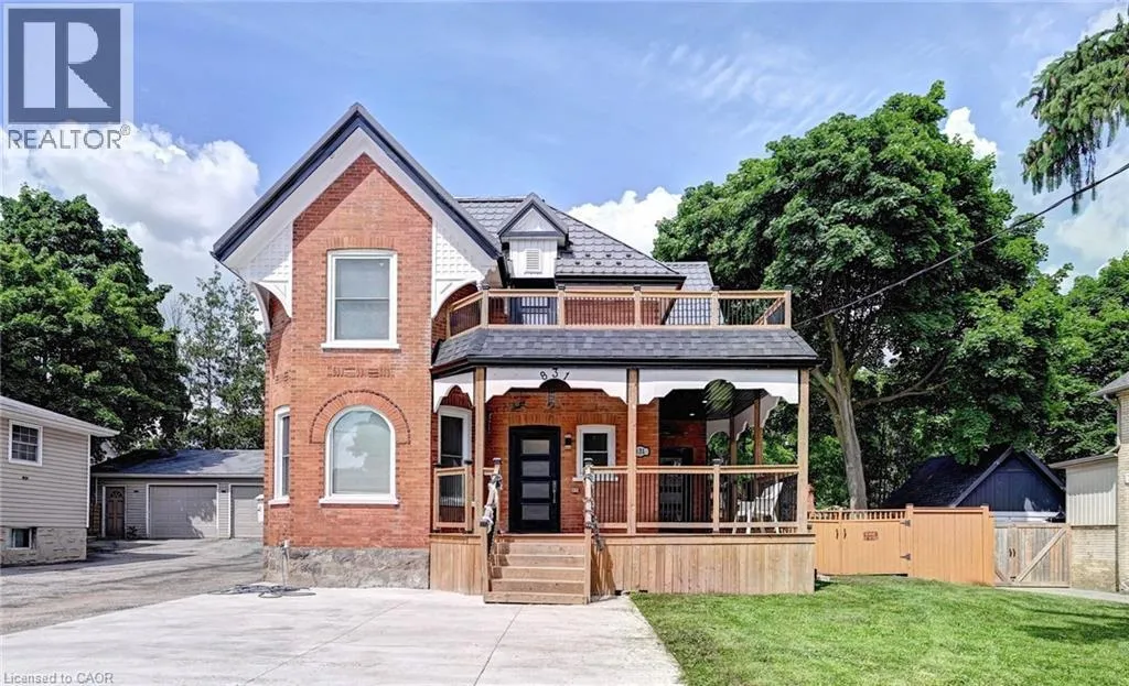 House for rent: 831 Hamilton Street, Cambridge, Ontario N3H 3E7