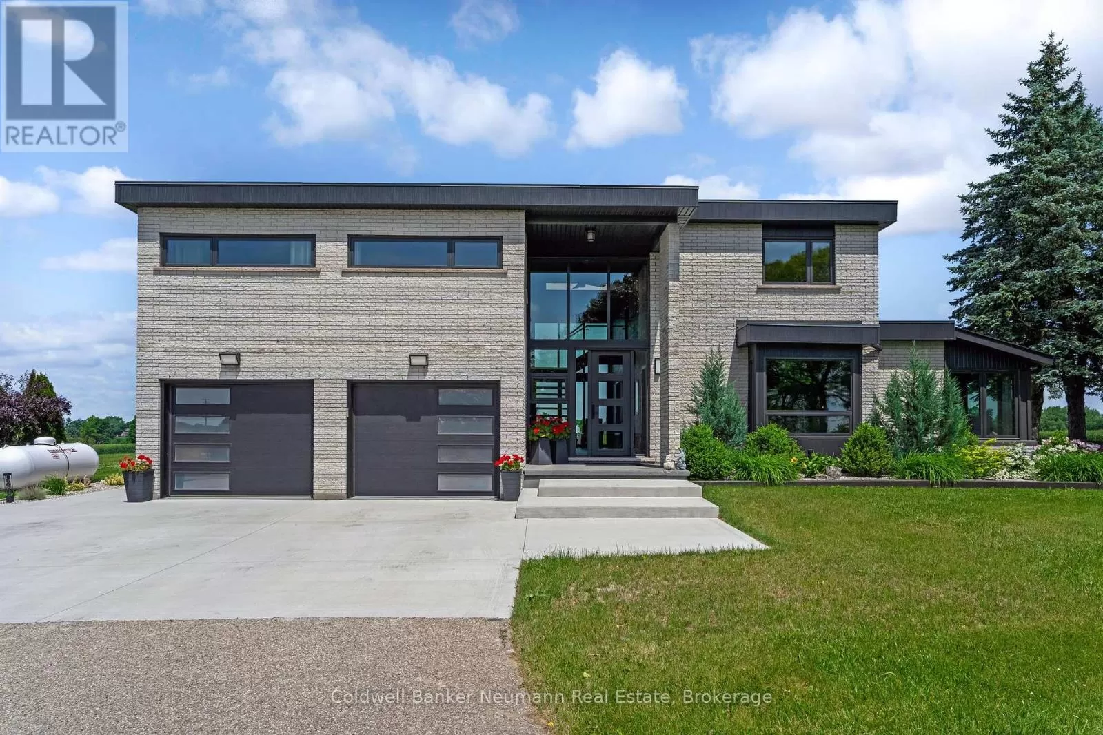 8312 Wellington Road 124 Road, Guelph/Eramosa, Ontario N1H 6H7