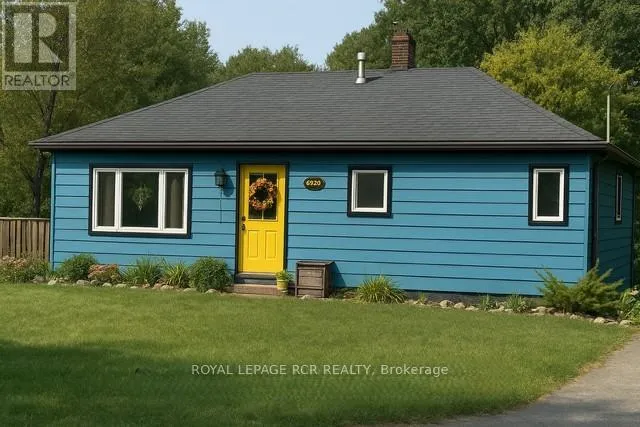 House for rent: 8320 Main Street E, Adjala-Tosorontio, Ontario L0M 1M0