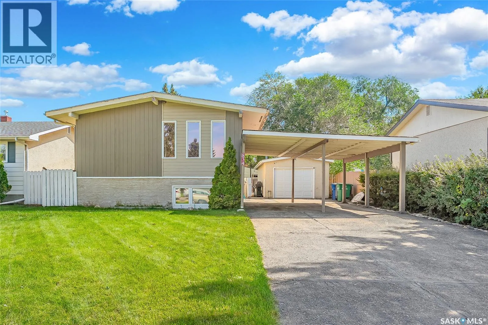 House for rent: 834 Marr Avenue, Saskatoon, Saskatchewan S7L 3Z5