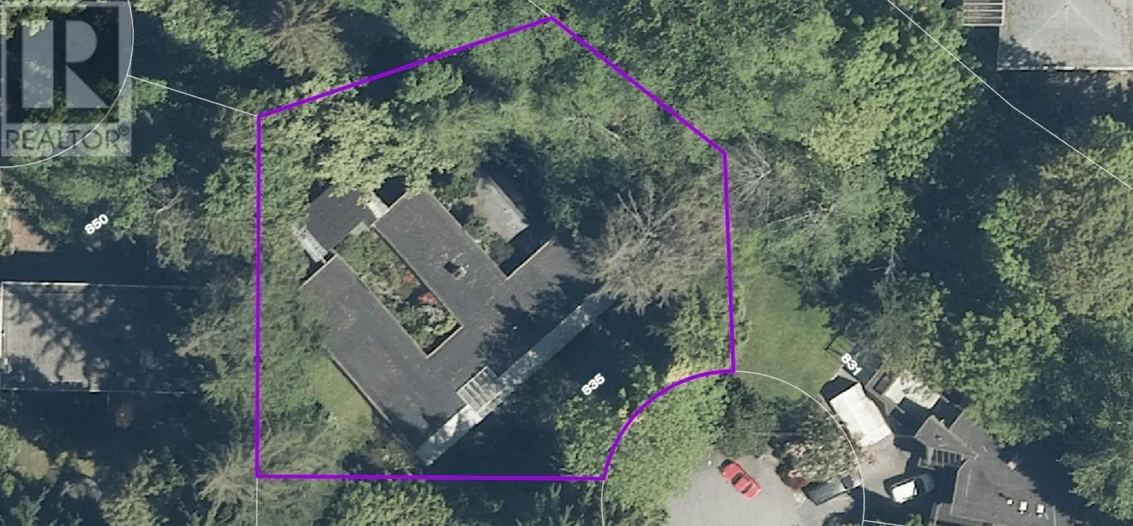 House for rent: 835 Wildwood Place, West Vancouver, British Columbia V7S 1P2