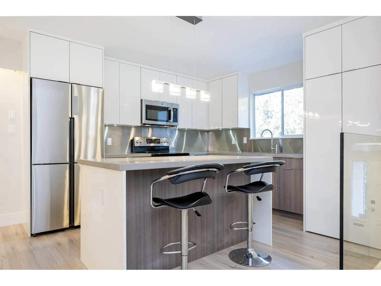 House for rent: 8366 Arbour Place, Delta, British Columbia V4C 7H4