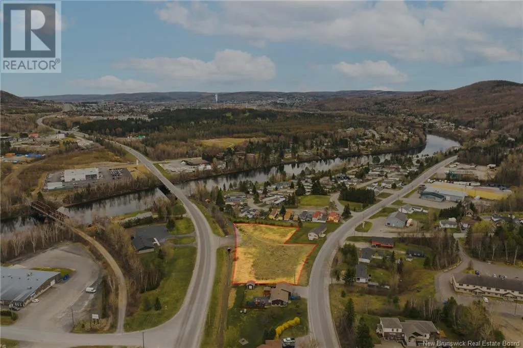 837 Canada Road, Edmundston, New Brunswick E3V 3X1