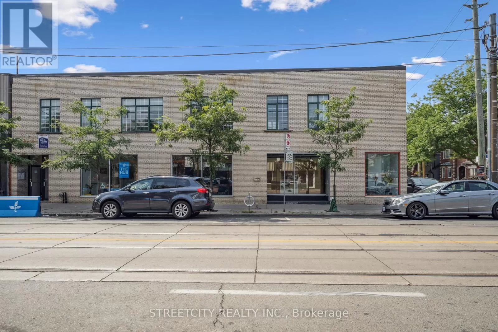 Residential Commercial Mix for rent: 837 Dundas Street W, Toronto, Ontario M6J 1V4