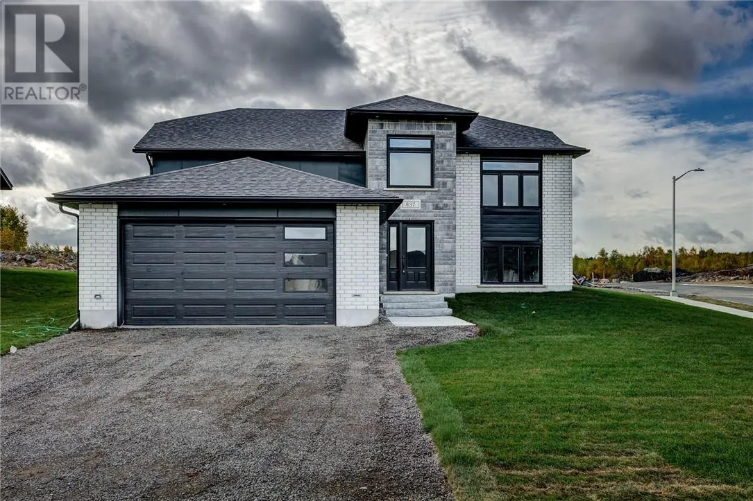 House for rent: 837 Moonrock Avenue, Sudbury, Ontario P3E 5Z5