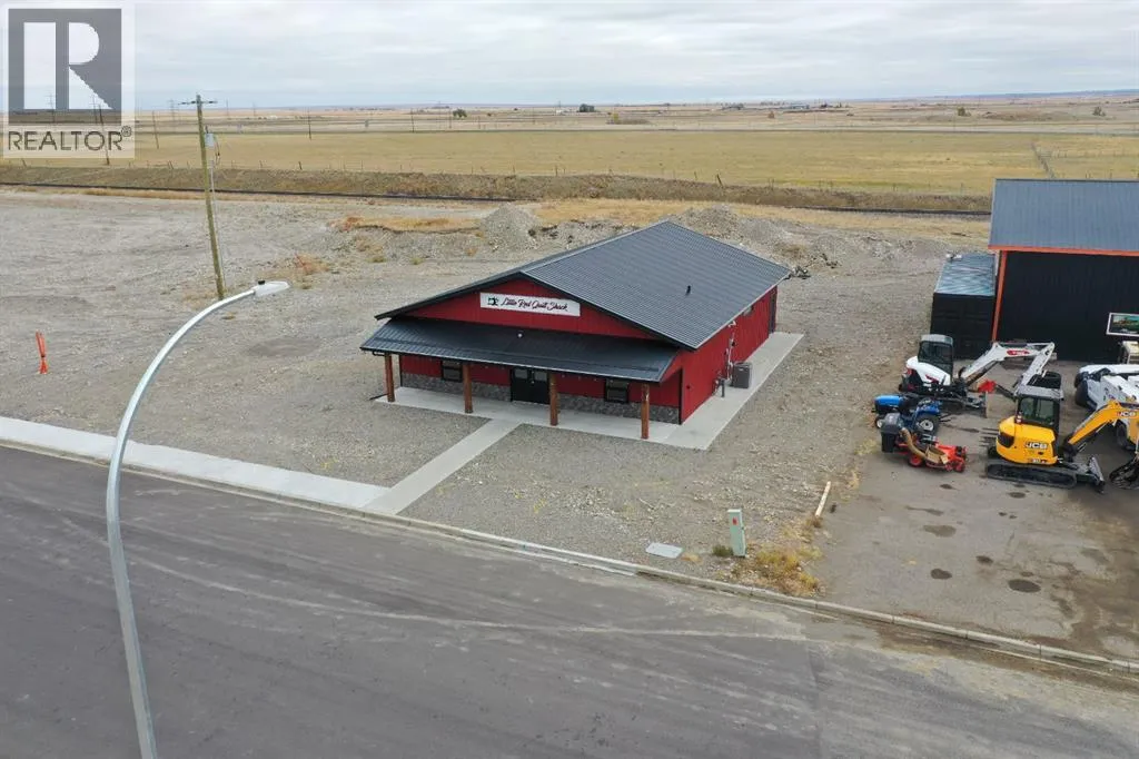 Commercial Mix for rent: 838 18 Street, Fort Macleod, Alberta T0L 0Z0