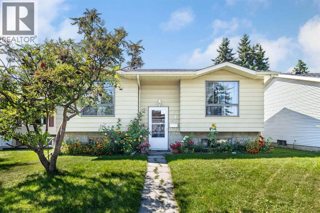 House for rent: 84 Fallswater Road Ne, Calgary, Alberta T3J 1B1