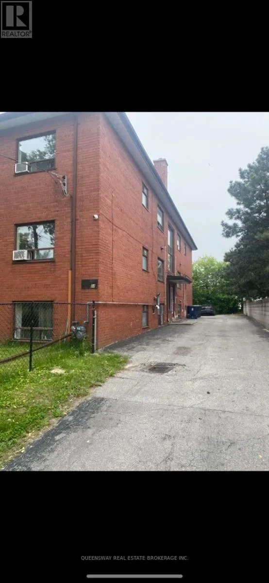 Other for rent: 84 Falmouth Avenue, Toronto, Ontario M1K 4M8