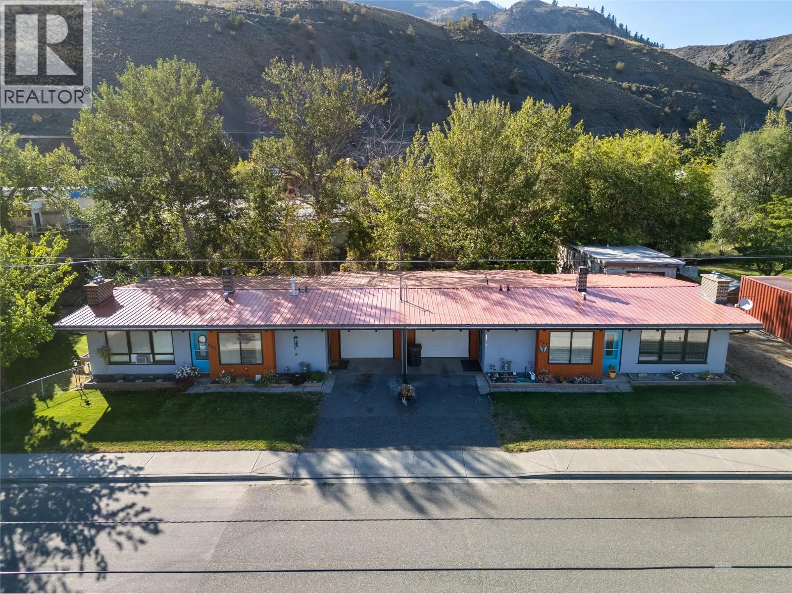 Duplex for rent: 840/842 Collins Road, Cache Creek, British Columbia V0K 1H0