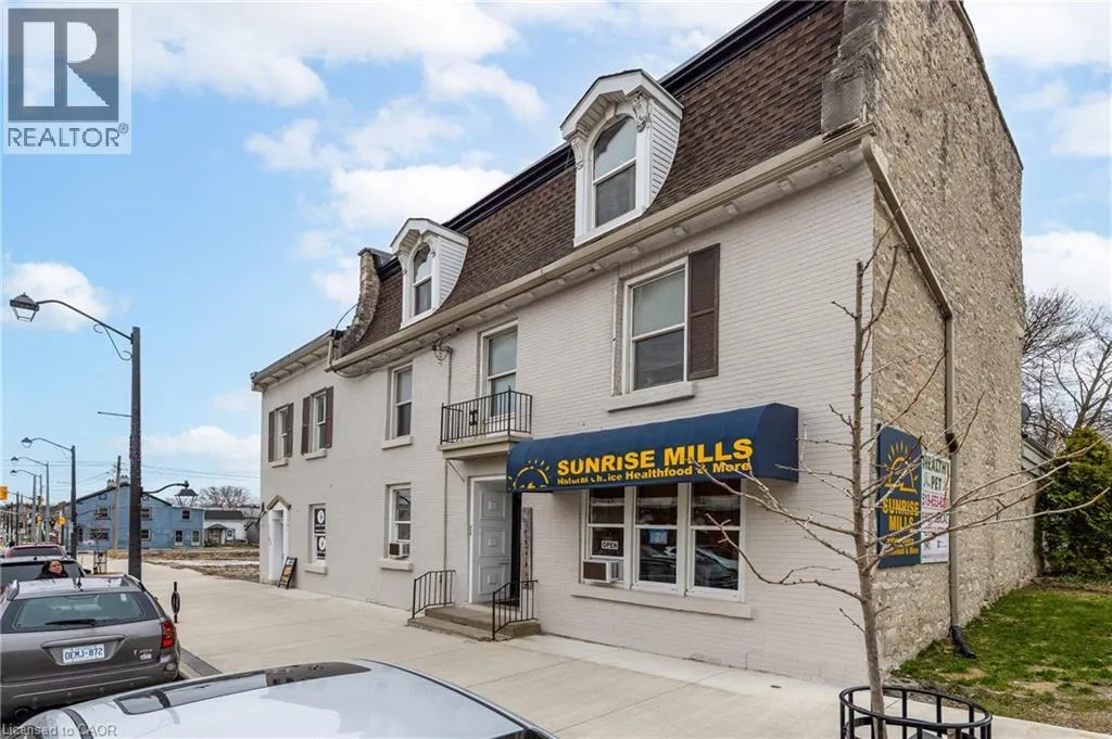 840-846 King Street E, Cambridge, Ontario N3H 3P2