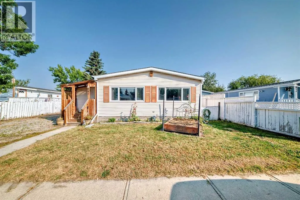 House for rent: 842 Briarwood Road, Strathmore, Alberta T1P 1E8