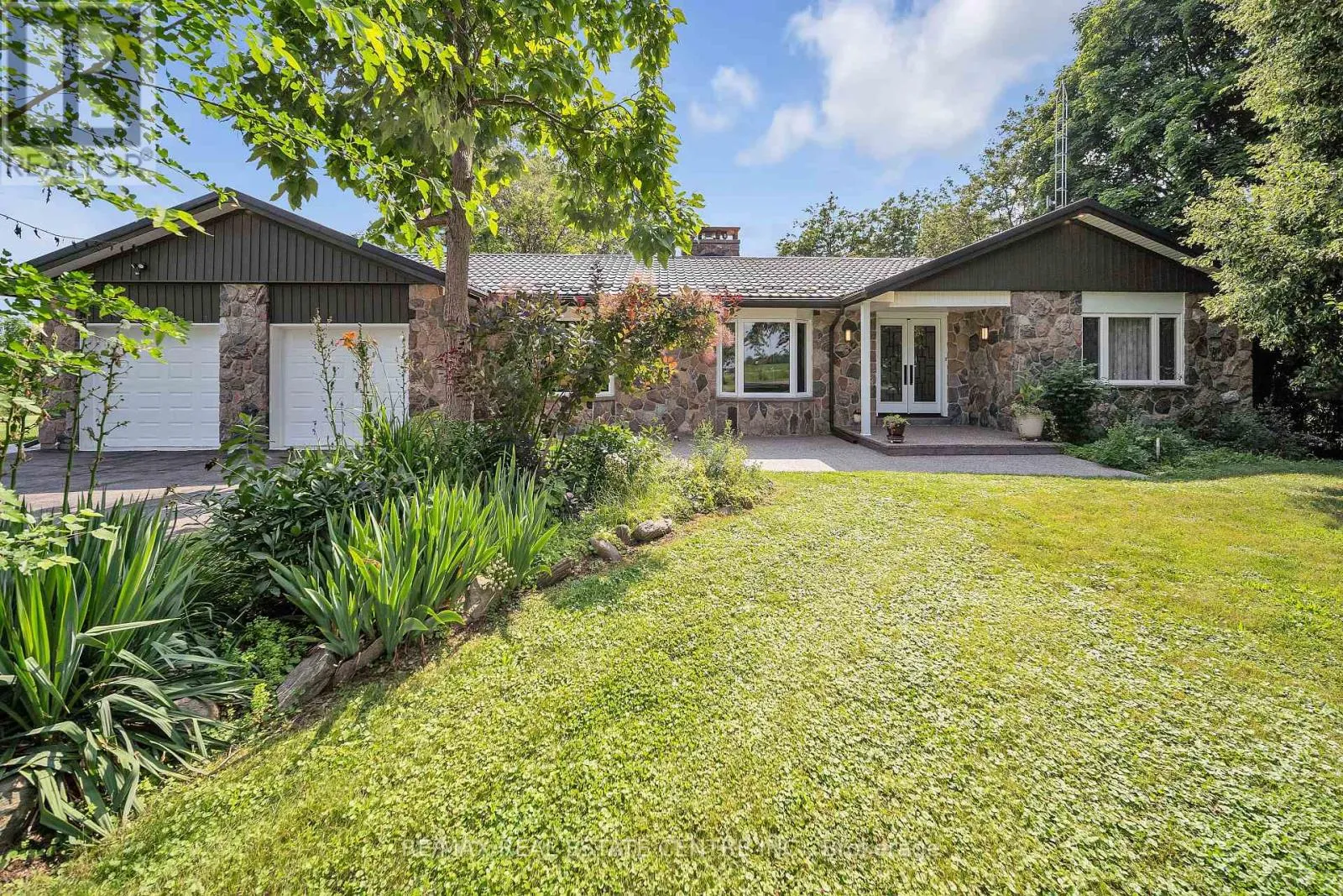 House for rent: 8438 Ninth Line, Halton Hills, Ontario L0P 1K0