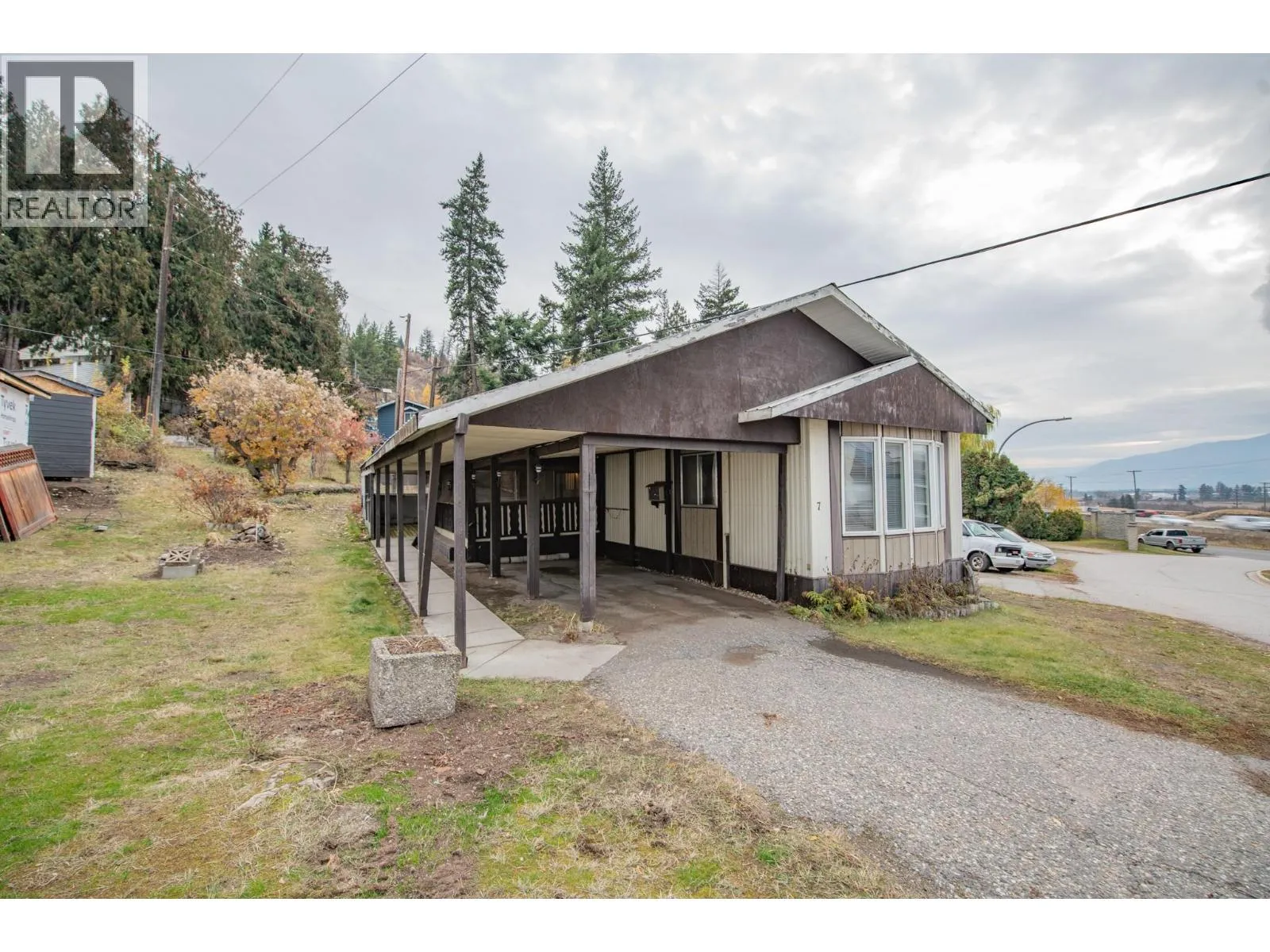 Manufactured Home for rent: 844 Hutley Road Unit# 7, Spallumcheen, British Columbia V4Y 0R6