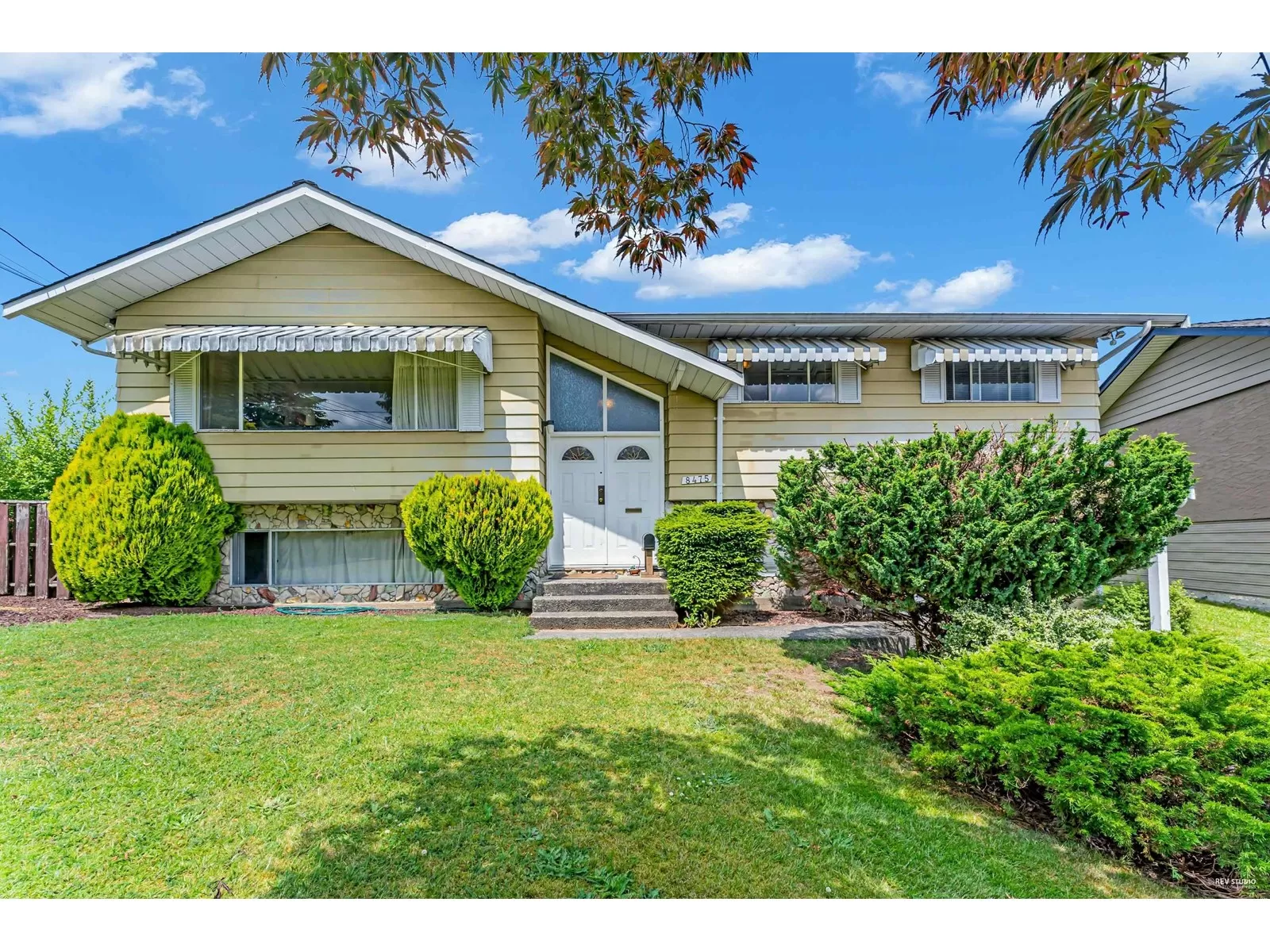 House for rent: 8475 Hall Place, Delta, British Columbia V4C 6A1