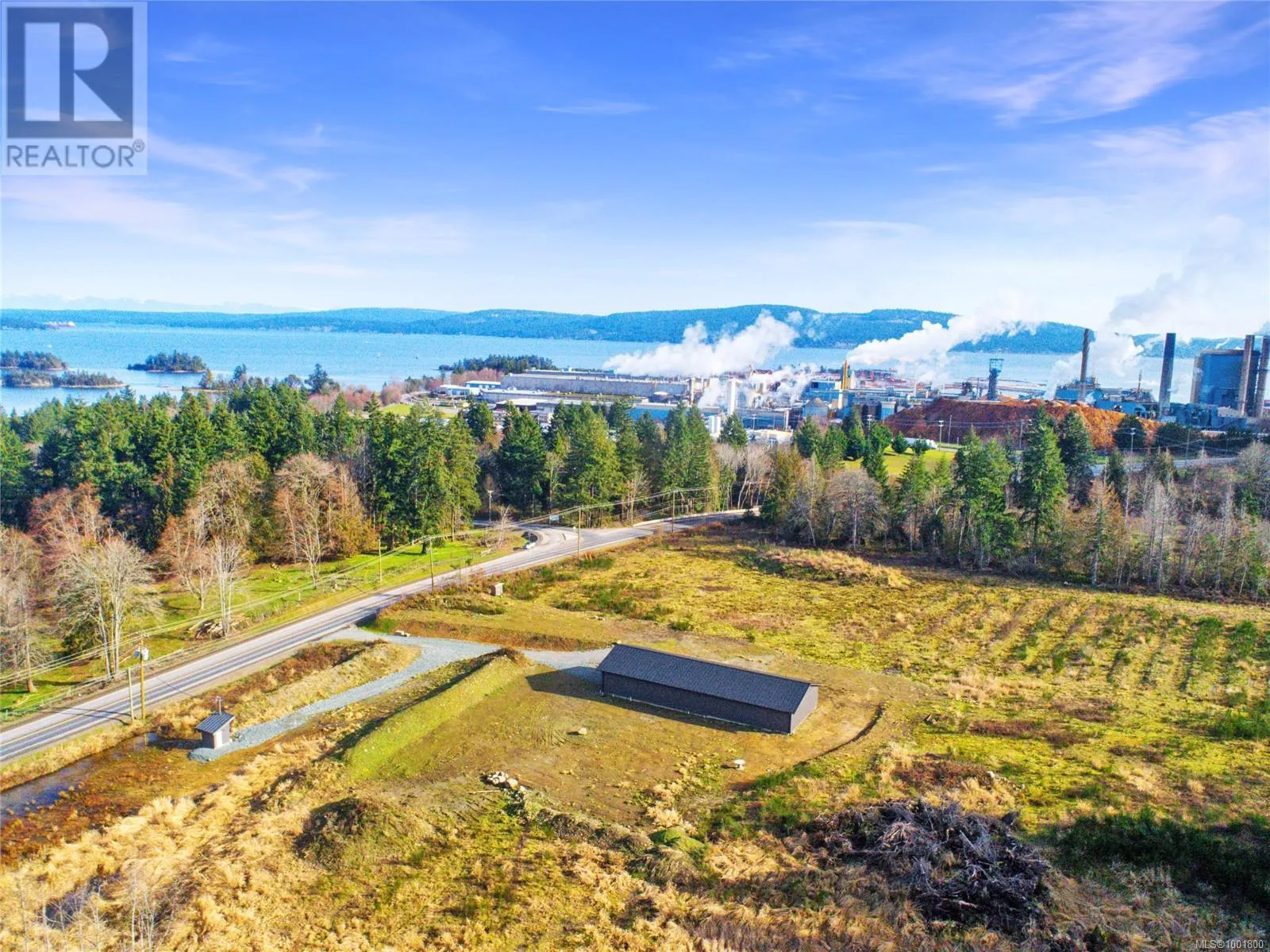 Commercial Mix for rent: 8480 Crofton Rd, Crofton, British Columbia V0R 1R0