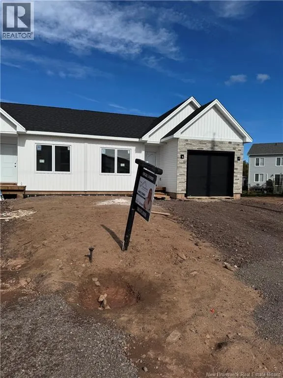 House for rent: 85 Alosier Crescent, Moncton, New Brunswick E1K 0A1