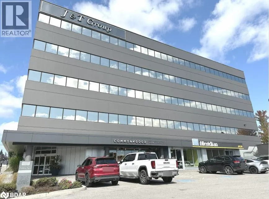 85 Bayfield Street Unit# 204, Barrie, Ontario L4M 3A7