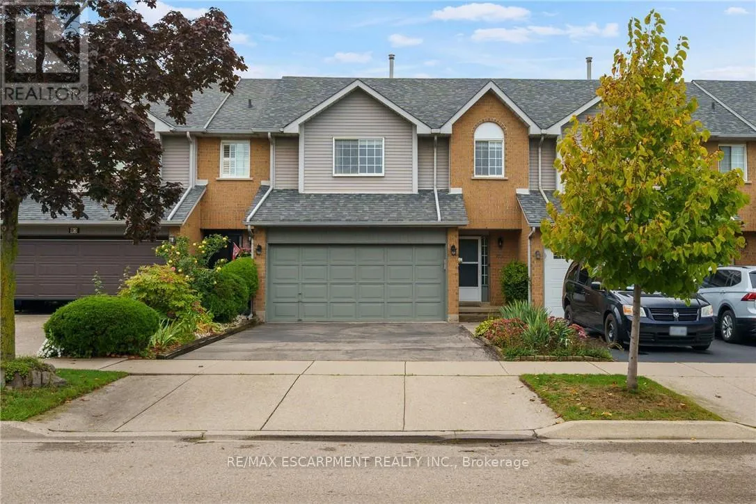 Row / Townhouse for rent: 85 Chelsea Crescent, Hamilton, Ontario L8E 5R8