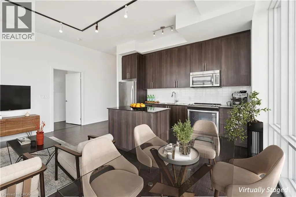 Apartment for rent: 85 Duke Street W Unit# 1702, Kitchener, Ontario N2H 0B7