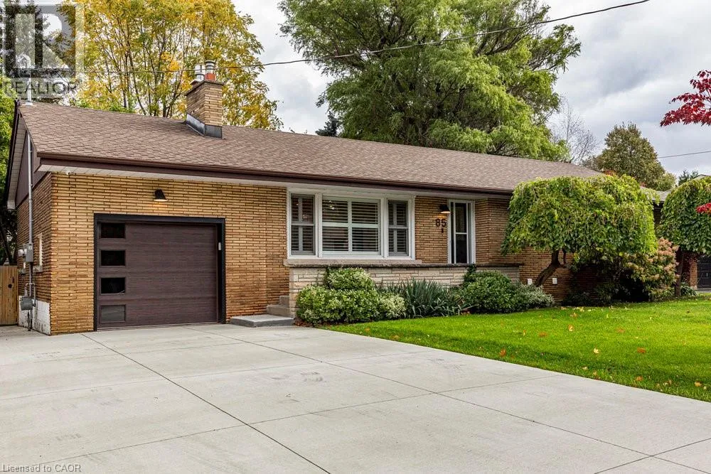 House for rent: 85 Westminster Avenue Unit# 1, Hamilton, Ontario L9C 4M1