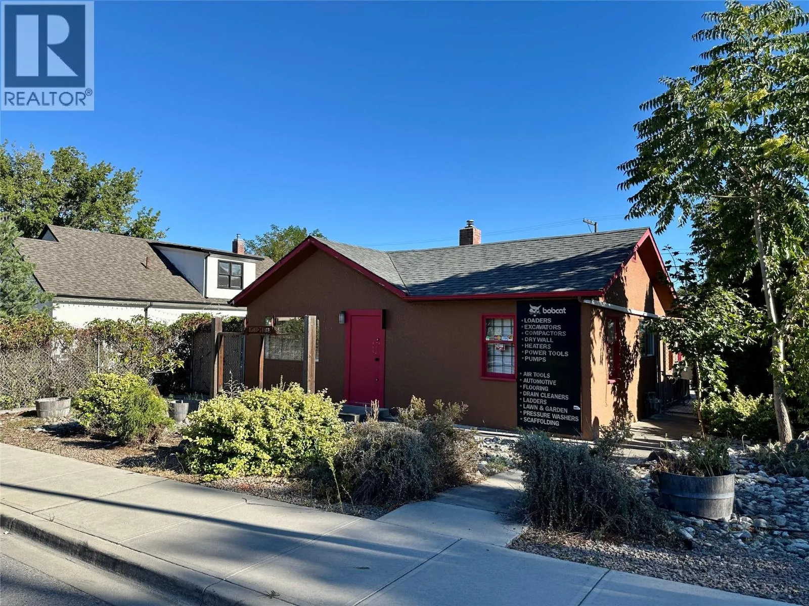 Other for rent: 8503 74th Avenue, Osoyoos, British Columbia V0H 1V0