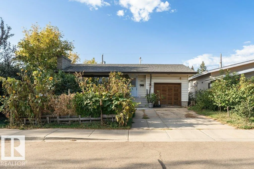 House for rent: 8539 Connors Rd Nw, Edmonton, Alberta T6C 4H2