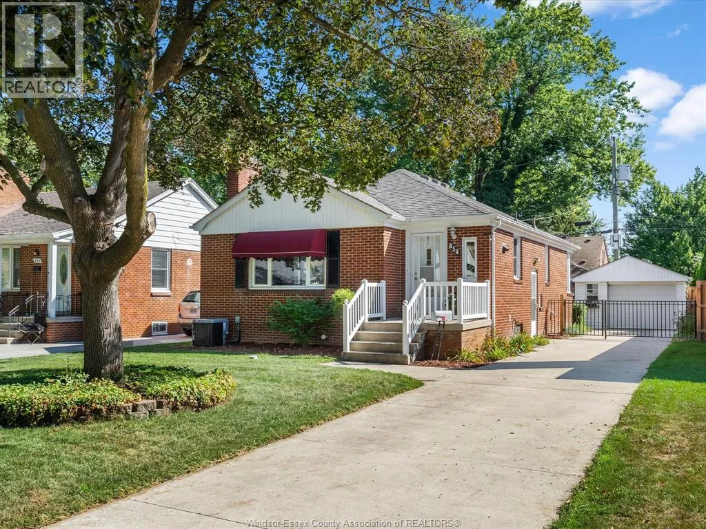 House for rent: 854 Belleperche Place, Windsor, Ontario N8S 3C1