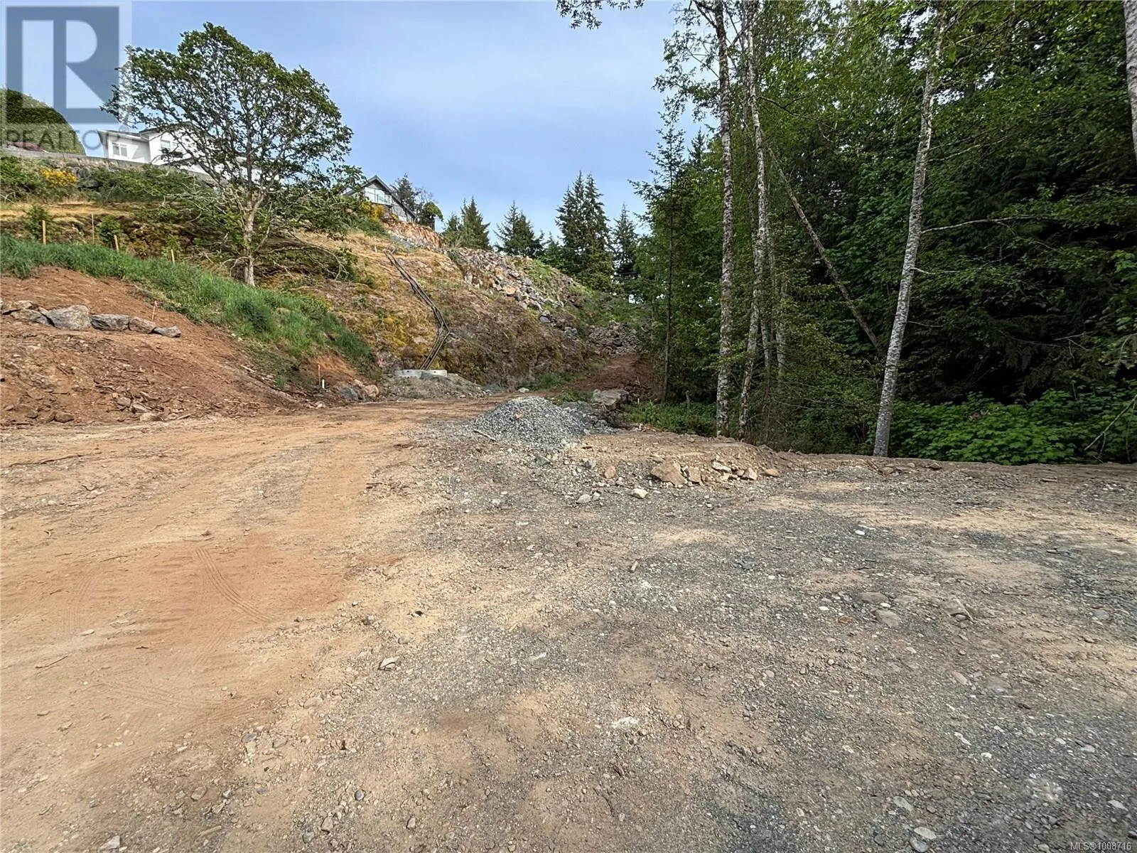 855 Cuaulta Cres, Colwood, British Columbia V9C 3H2