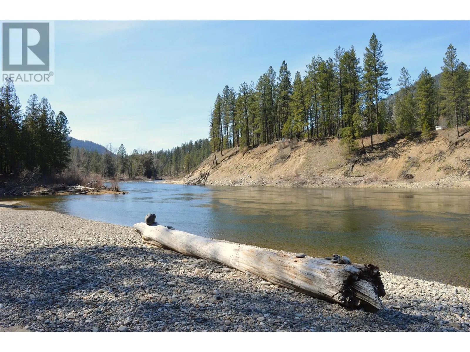 House for rent: 855 Ponderosa Drive, Christina Lake, British Columbia V0H 1E0