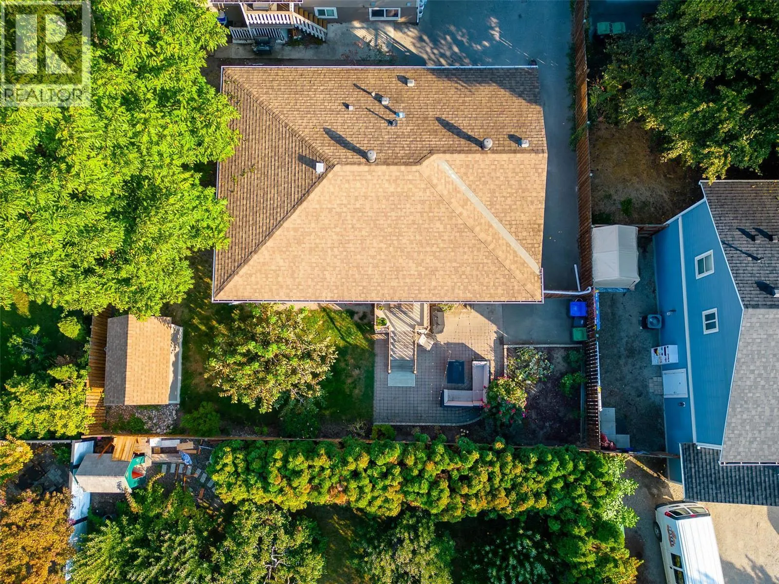 House for rent: 855 Saucier Avenue, Kelowna, British Columbia V1Y 6A4