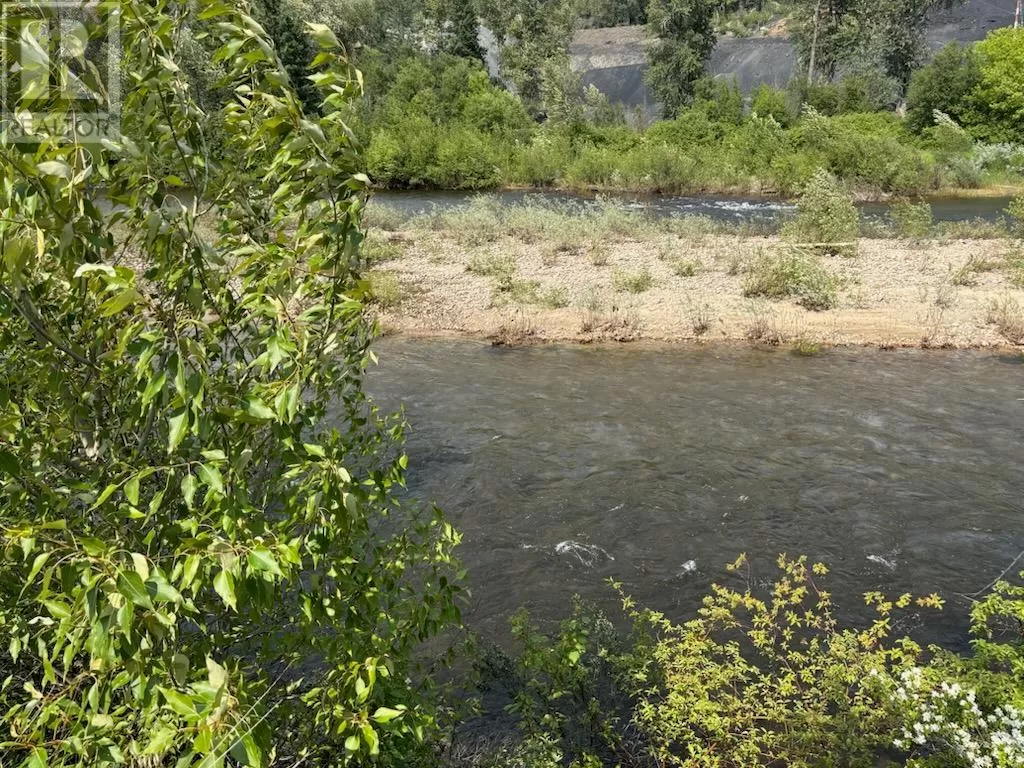 Other for rent: 8560 Riverside Drive, Grand Forks, British Columbia V0H 1H0